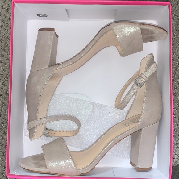 Vince Camuto heels - Picture 1 of 2